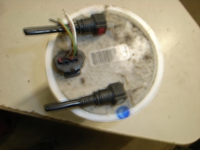 Kraftstoffpumpe aus Ford FIESTA V (JH_, JD_) Kraftstoffpumpe aus Ford FIESTA V (JH_, JD_)
