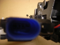Stellelement Zentralverriegelung (links hinten) aus VW GOLF V (1K1) Stellelement Zentralverriegelung (links hinten) aus VW GOLF V (1K1)